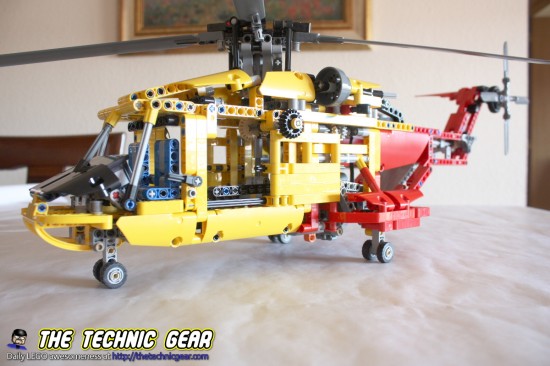 Lego technic helicopter 2024 lt 9396 im rettungseinsatz