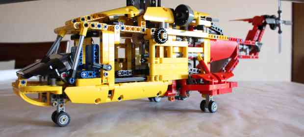 LEGO Technic 9396 Helicopter Review