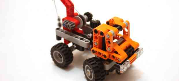 LEGO Technic 9390 Small Truck Review
