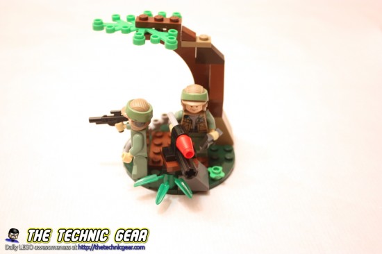 lego-9489-star-wars-troopers-tree