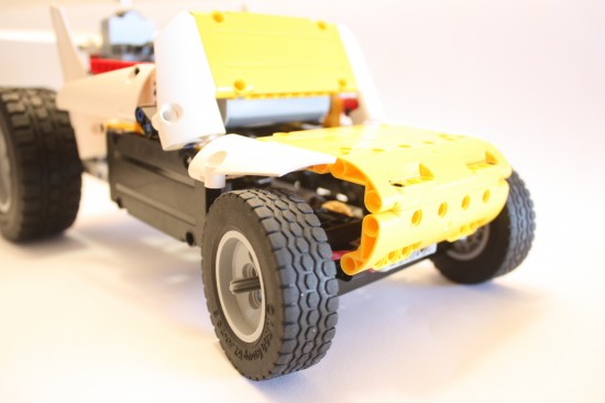 mod-first-technic-car-close-up