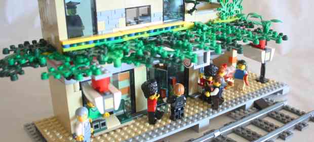 LEGO MOC: Two storey LEGO Train Station