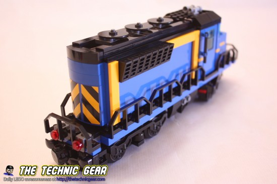 60052-cargo-train-locomotive-back