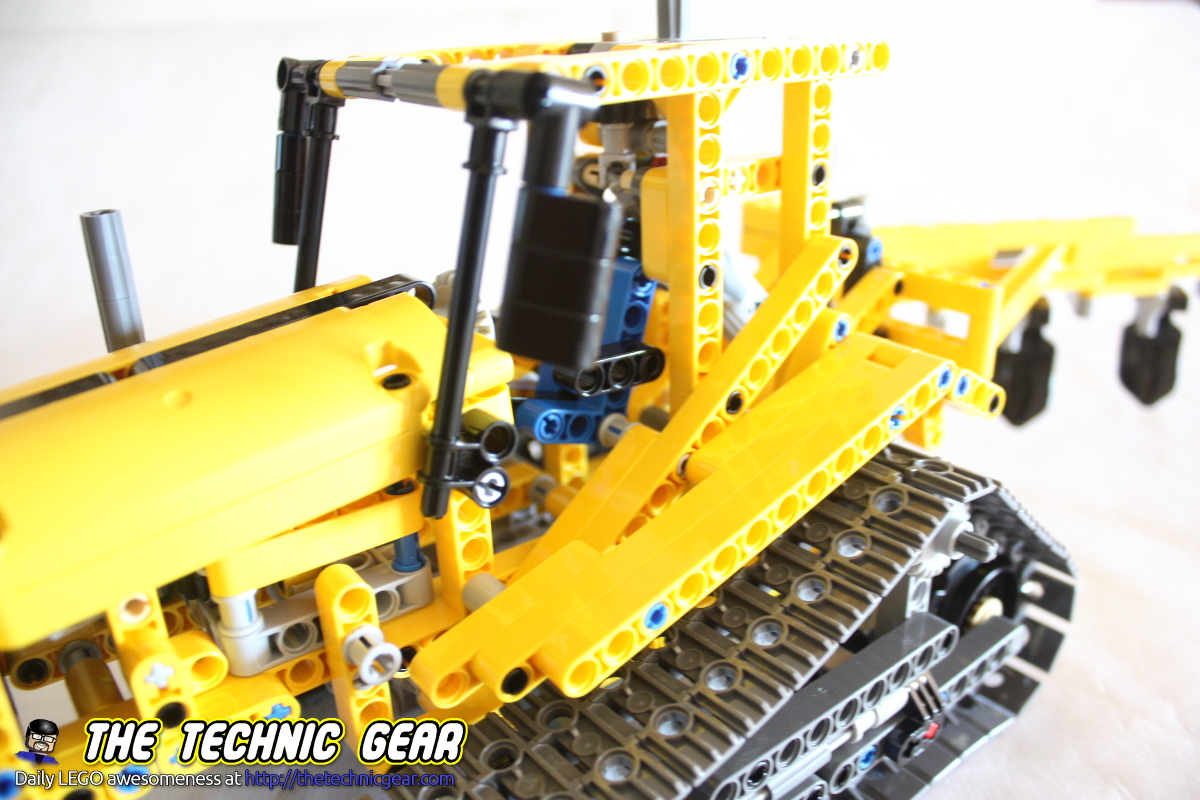 Buy Excavatrice LEGO Technic 42006 Online Liban