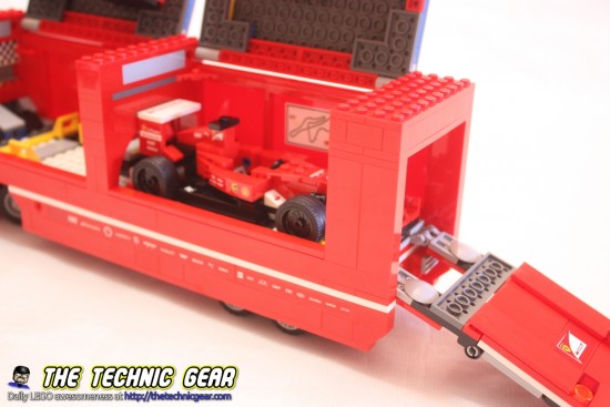 lego-75913-ferrrari-f1-f14-truck-f1-car-storage